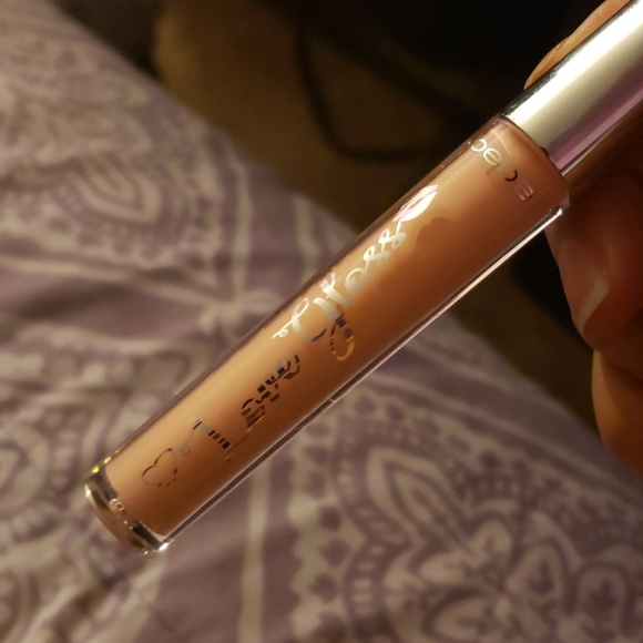 **Sold** Bebe Lip Gloss (6) - Picture 5 of 8